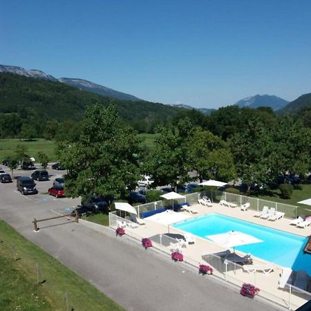The Green Fee Close To The Golf Course And 5 Minutes From The Lake Giez Eksteriør bilde